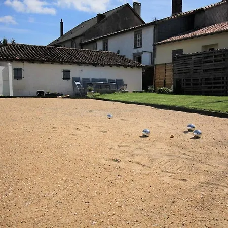 Des Roses, 30mins Puy Du Fou * Saint-Jouin-de-Milly