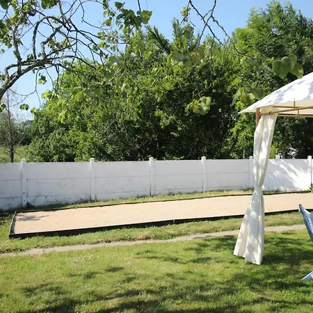 Des Roses, 30mins Puy Du Fou Holiday home *