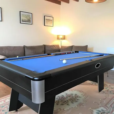 Des Roses, 30mins Puy Du Fou *